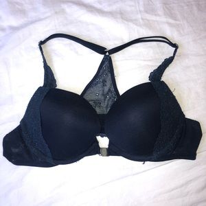 Front Clasp Gilly Hicks Bra